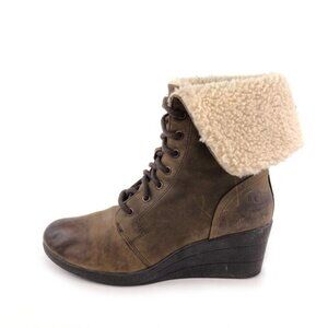 UGG Zea Brown Leather Wedge Winter Boots 9